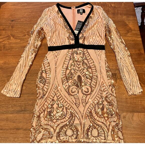 FOREVER UNIQUE 10 Dress, Long Sleeve, Plunging, Pink Gold Sequins NWT Homecoming - Picture 2 of 13